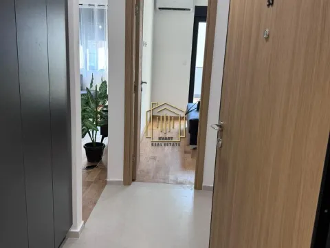 Izdavanje, jednosoban stan, 45m², City Kvart, Podgorica - image 6