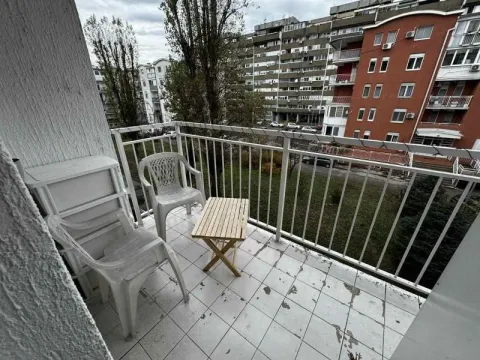 Izdavanje, trosoban stan, 70m², Novi Beograd Sve Podlokacije, Beograd - image 3