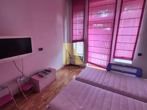Prodaja, kuća, 248m², Surčin, Beograd - image 33