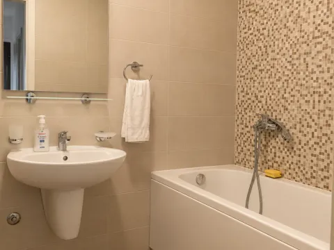 Rent, two bedroom apartment, 71m², Ljubović, Podgorica - image 10