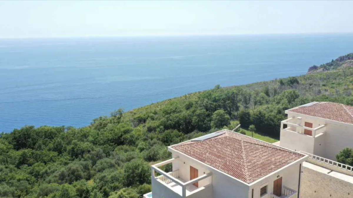 Sale, house, 605m², Reževići, Budva