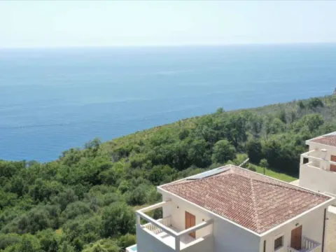 Prodaja, kuća, 605m², Reževići, Budva