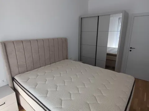 Izdavanje, jednosoban stan, 44m², Stari Aerodrom, Podgorica - image 5