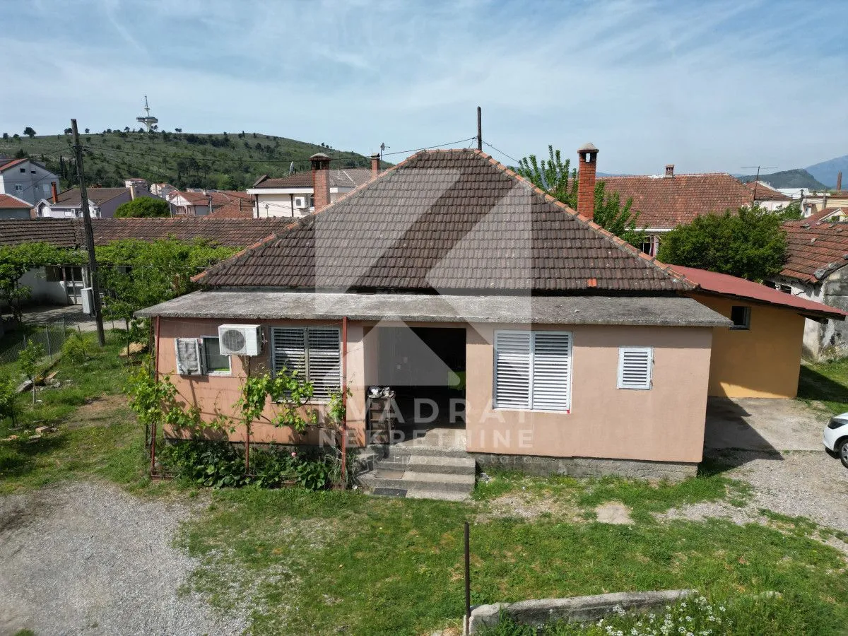 Prodaja, kuća, 110m², Zelenika, Podgorica