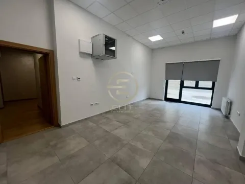 Rent, office space, 202m², Grbavica, Novi Sad Sve Podlokacije - image 11