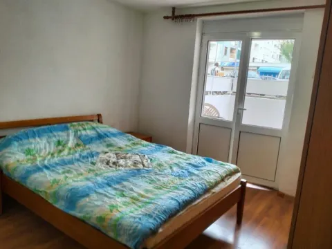 Izdavanje, jednosoban stan, 56m², Centar, Bar - image 7