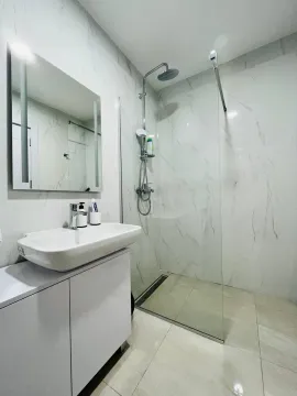 Rent, studio apartment, 35m², Bečići, Budva - image 10