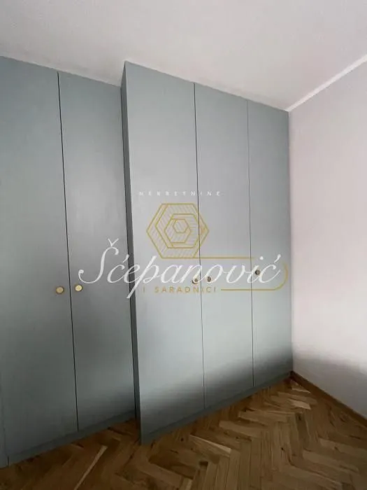 Prodaja, dvosoban stan, 55m², Stari grad, Novi Sad