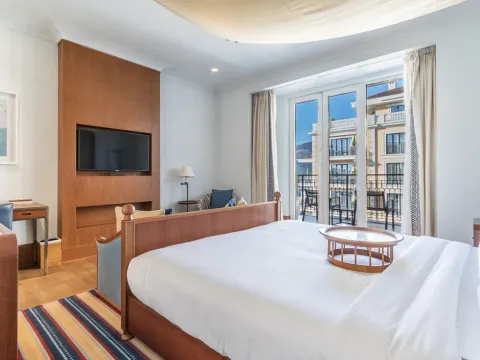 Prodaja, trosoban stan, 253m², Porto Montenegro, Tivat - image 1