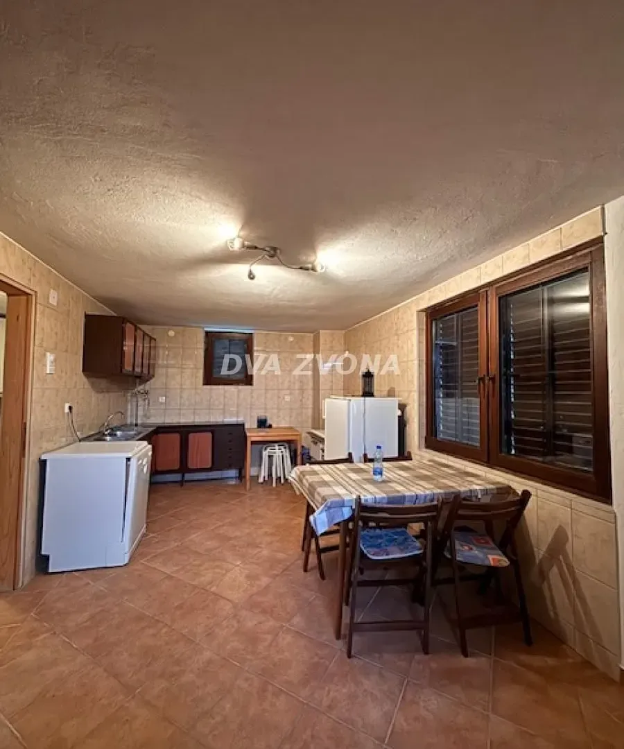 Prodaja, kuća, 154m², Čortanovci, Inđija