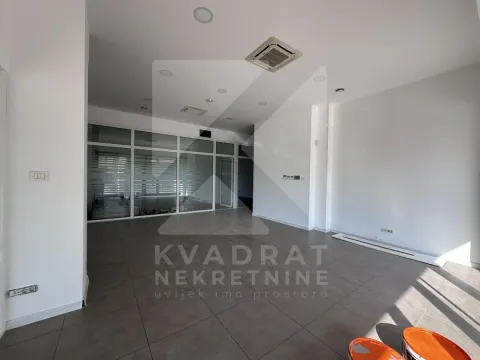 Rent, office space, 362m², Ljubović, Podgorica - image 30