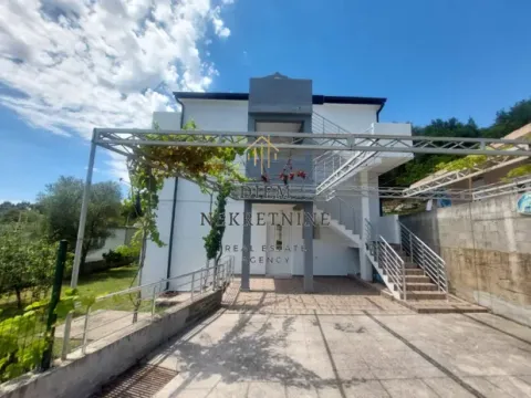 Izdavanje, dvosoban stan, 90m², Mrčevac, Tivat - image 18