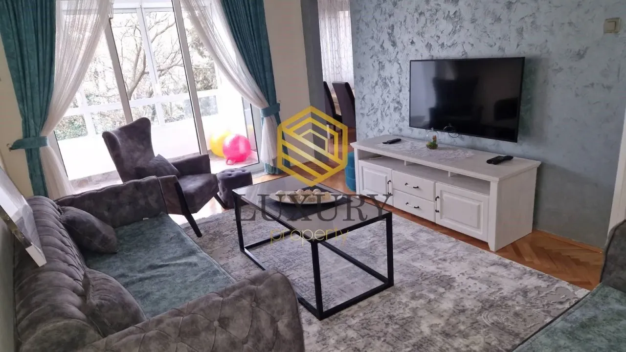 Izdavanje, jednosoban stan, 62m², Preko Morače, Podgorica