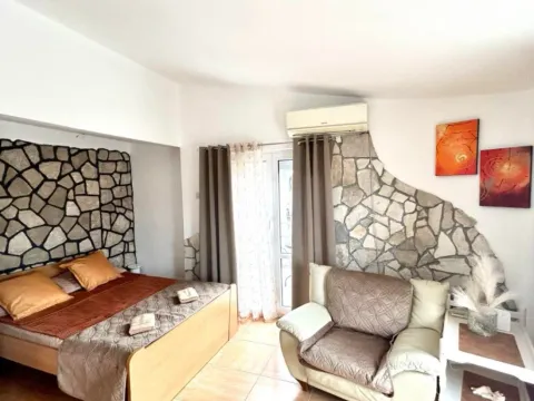 Prodaja, kuća, 142m², Dobre Vode, Bar - image 6