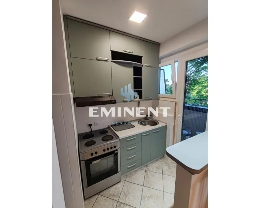 Rent, apartment, 38m², Voždovac Sve Podlokacije, Beograd