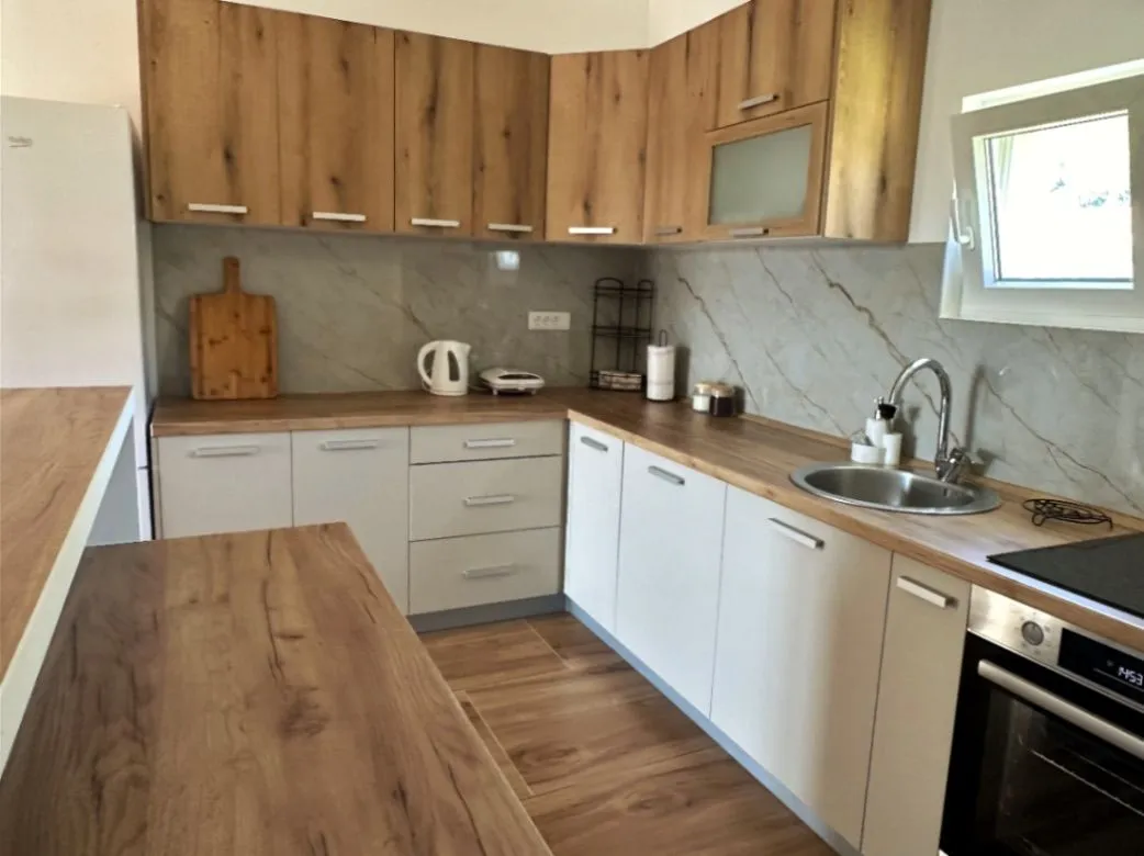 Rent, three bedroom apartment, 120m², Mrčevac, Tivat