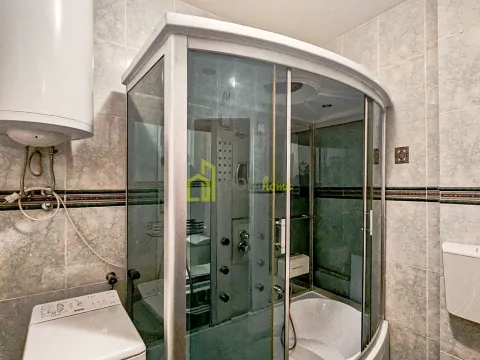 Izdavanje, dvosoban stan, 85m², Gorica C, Podgorica - image 10