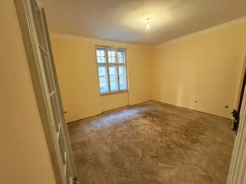 Prodaja, četvorosoban stan, 91m², Stari Grad, Beograd - image 2