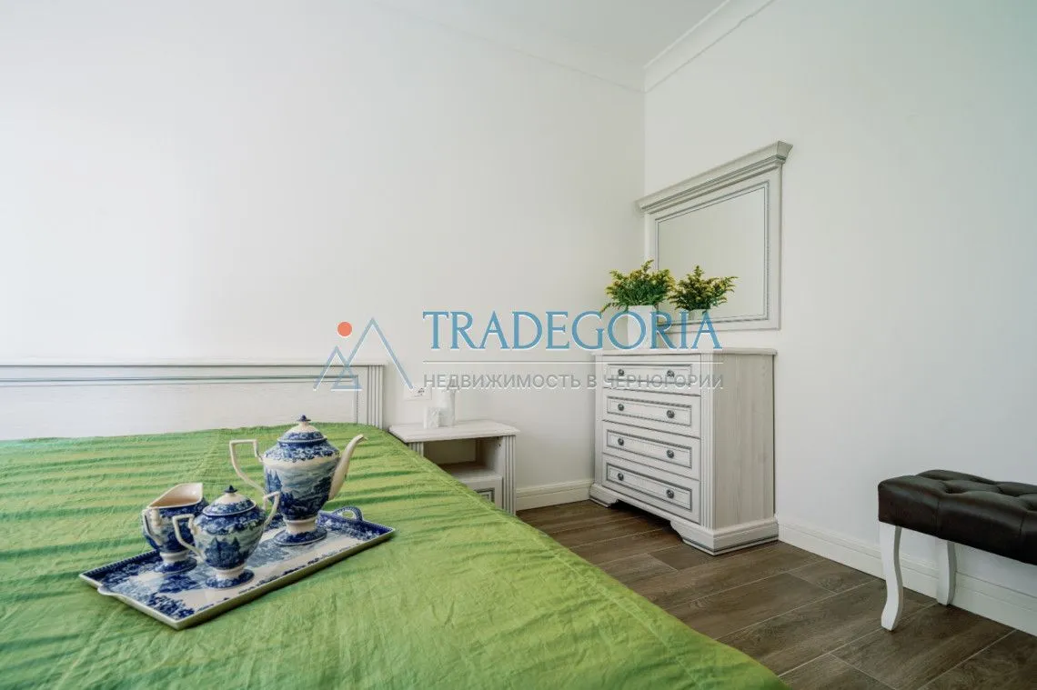 Prodaja, dvosoban stan, 85m², Radovići, Tivat