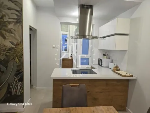 Prodaja, dvosoban stan, 60m², Đeram Pijaca, Beograd - image 11