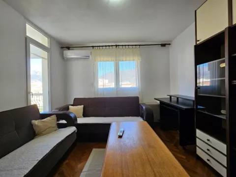 Izdavanje, jednosoban stan, 50m², Centar, Bar - image 8