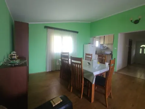 Prodaja, kuća, 130m², Šušanj, Bar - image 2