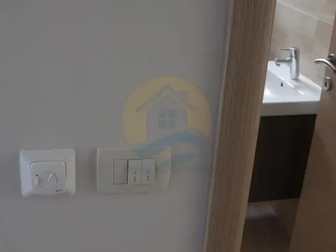 Prodaja, dvosoban stan, 108m², Dobrota, Kotor - image 6