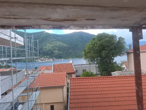 Prodaja, dvosoban stan, 52m², Dobrota, Kotor - image 9