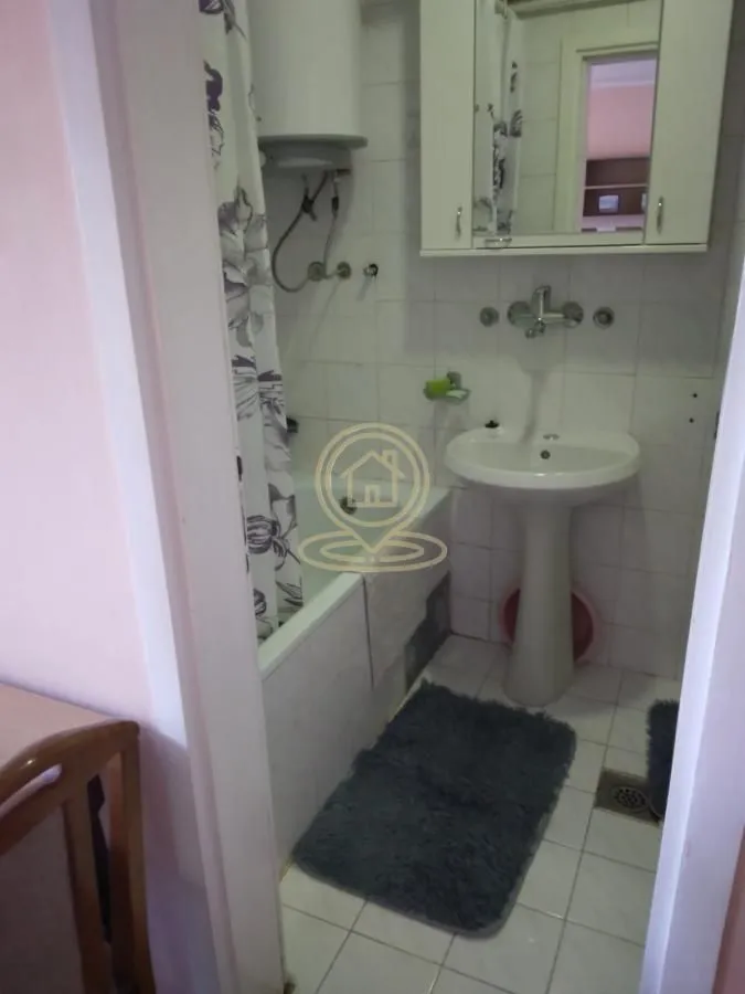 Izdavanje, jednosoban stan, 55m², Podbara, Novi Sad Sve Podlokacije