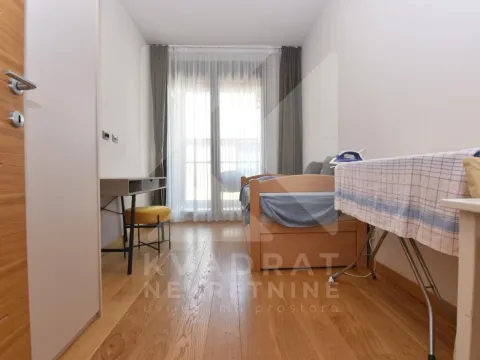 Rent, two bedroom apartment, 75m², Kruševac, Podgorica - image 9