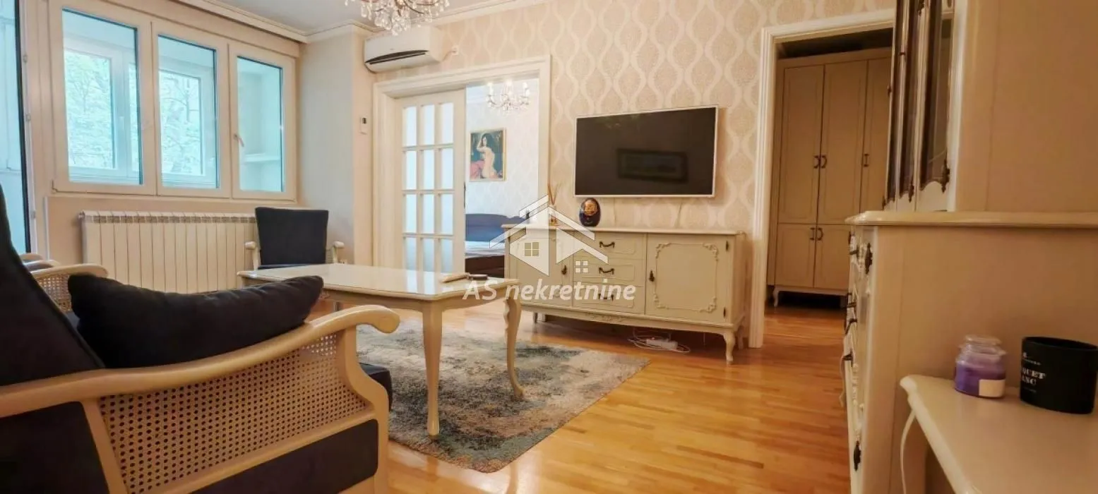 Prodaja, dvosoban stan, 62m², Stari Grad, Beograd