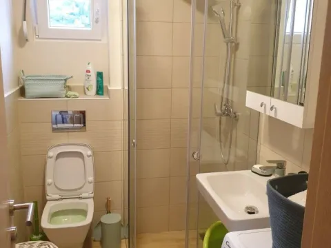Rent, one bedroom apartment, 42m², Bijeli Do, Budva - image 5