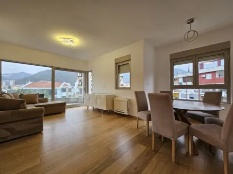 Sale, three bedroom apartment, 117m², Centar, Budva - image 2