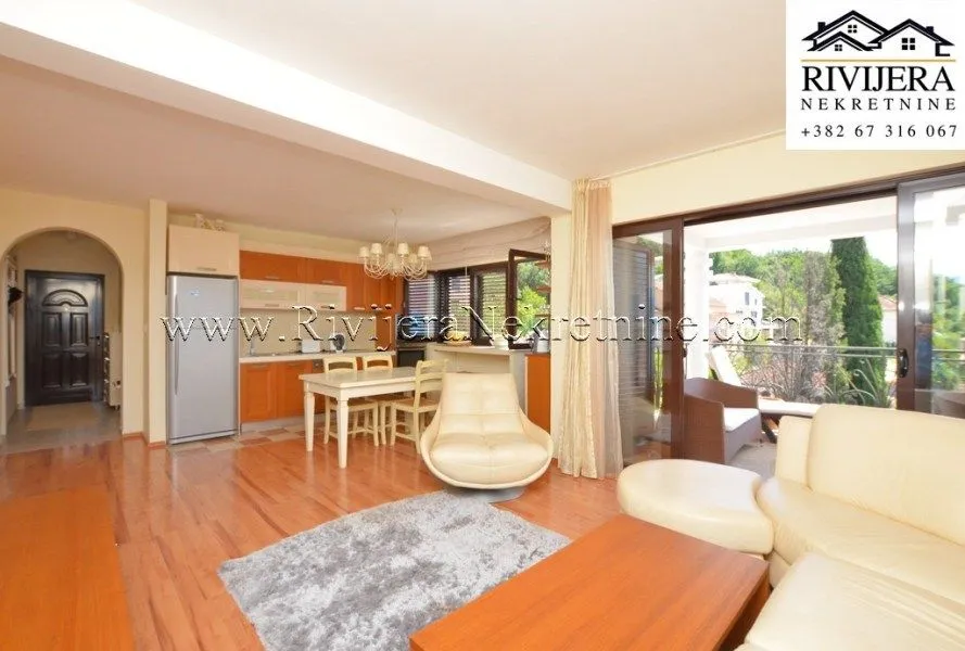 Prodaja, dvosoban stan, 121m², Baošići, Herceg Novi
