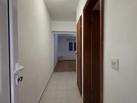 Prodaja, jednosoban stan, 67m², Petrovac, Budva - image 5