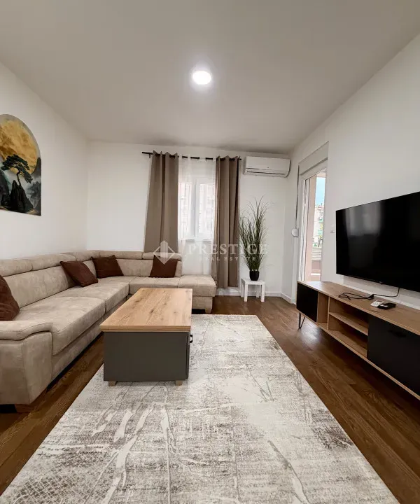 Rent, one bedroom apartment, 46m², Stari Aerodrom, Podgorica