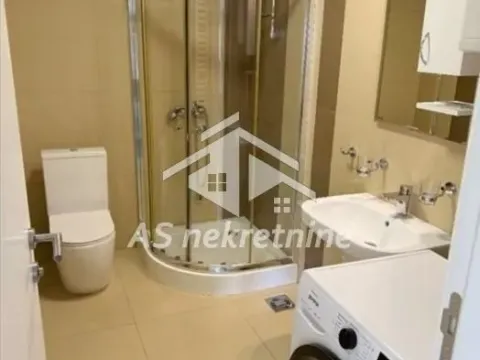 Izdavanje, četvorosoban stan, 80m², Savski Venac, Beograd - image 15