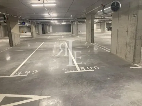 Prodaja, trosoban stan, 141m², Savski Venac, Beograd - image 19