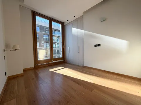 Izdavanje, dvosoban stan, 105m², Kod Capital Plaze, Podgorica - image 5