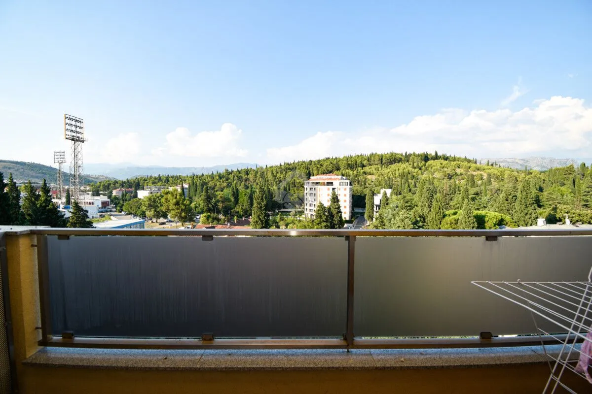 Rent, four bedroom apartment, 130m², Centar, Podgorica