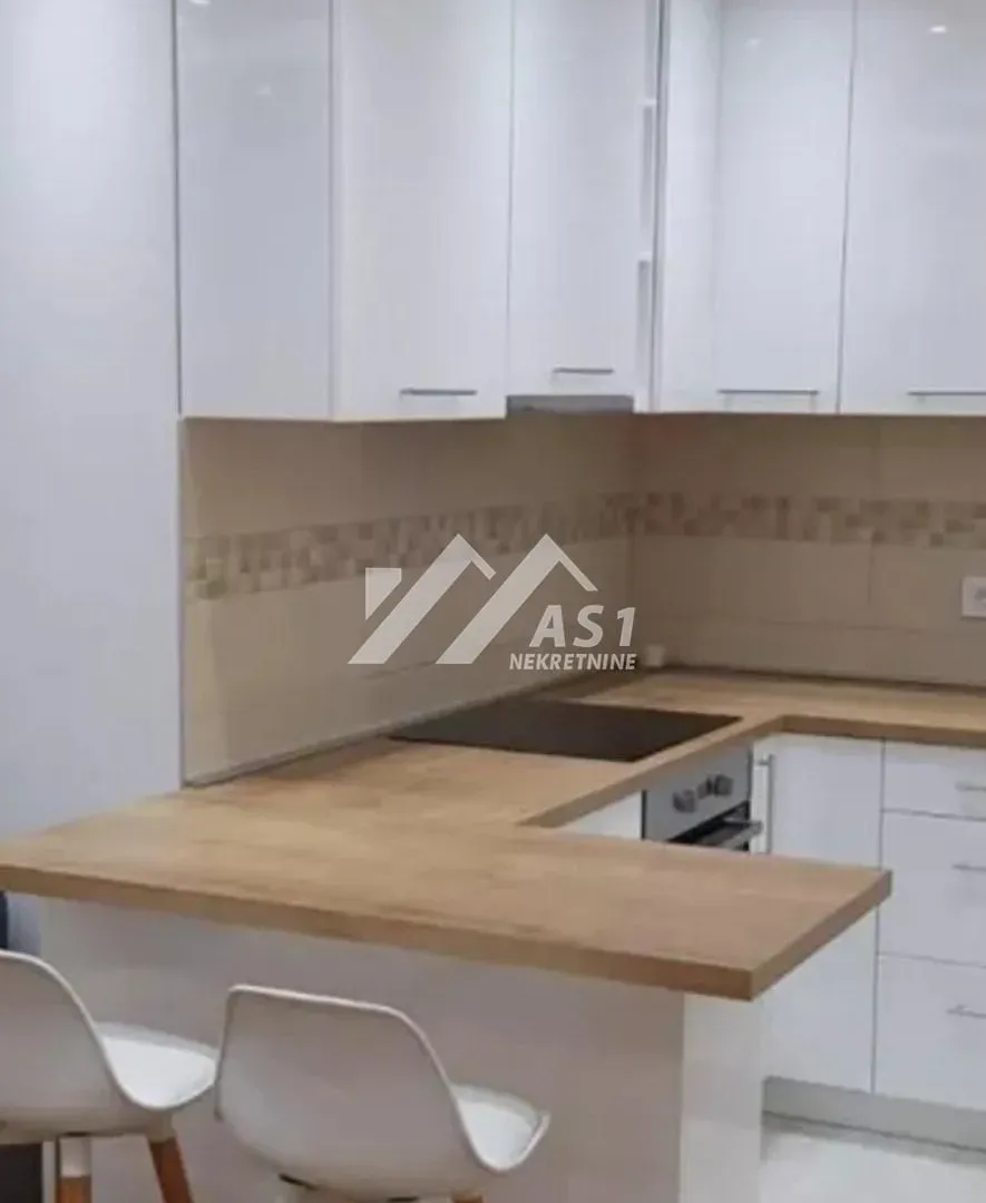 Izdavanje, dvosoban stan, 46m², Grbavica, Novi Sad Sve Podlokacije