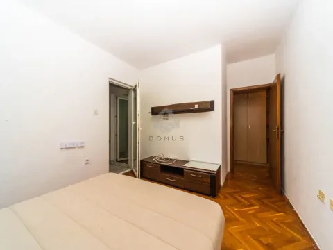 Izdavanje, dvosoban stan, 68m², Stari Aerodrom, Podgorica - image 10