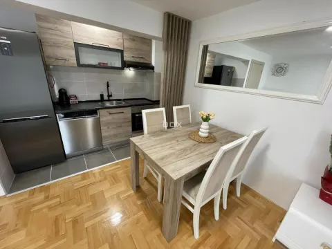 Rent, one bedroom apartment, 59m², Pantelej, Niš - image 4