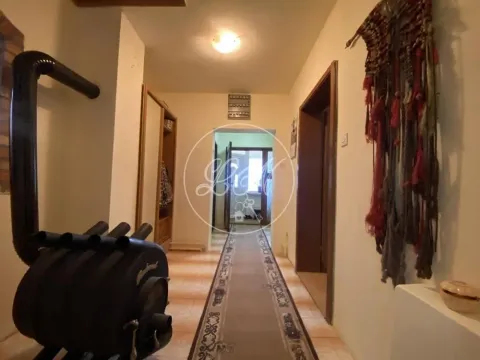 Prodaja, kuća, 210m², Stari Banovci, Stara Pazova - image 13