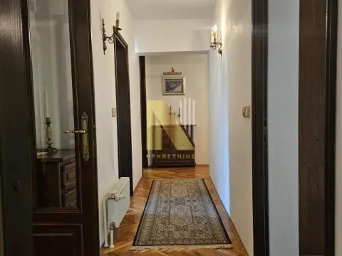 Sale, house, 331m², Lipov gaj, Novi Sad Sve Podlokacije - image 42