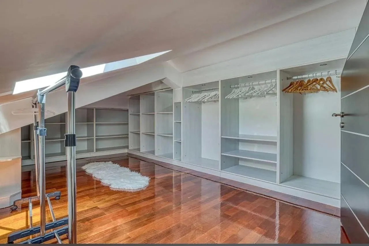 Sale, four bedroom apartment, 188m², Rozino, Budva