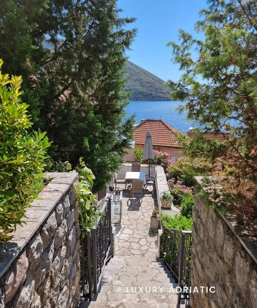 Sale, house, 285m², Perast, Kotor