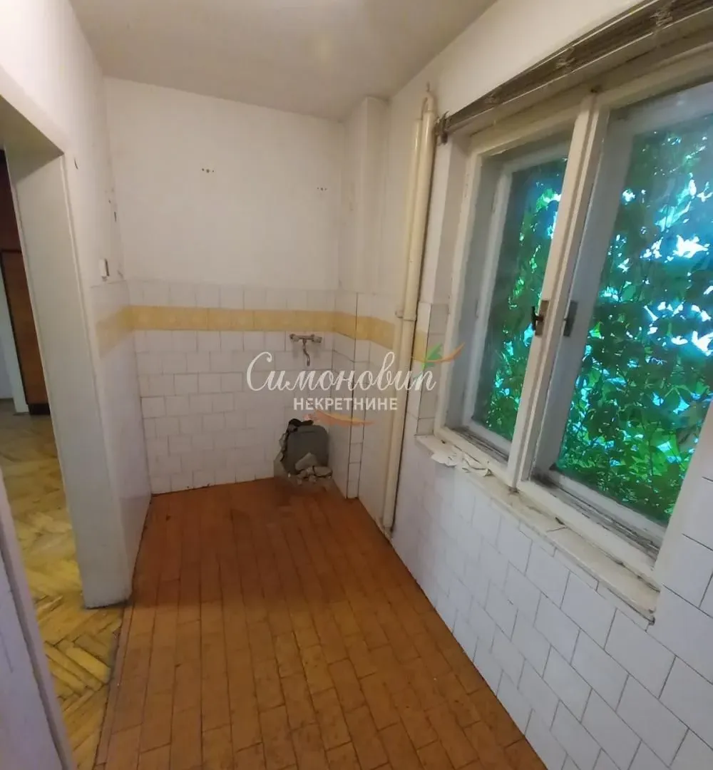 Rent, office space, 60m², Voždovac Sve Podlokacije, Beograd