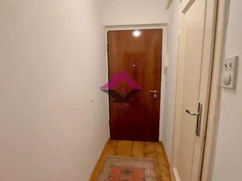 Rent, two bedroom apartment, 60m², Stari Grad, Beograd - image 16