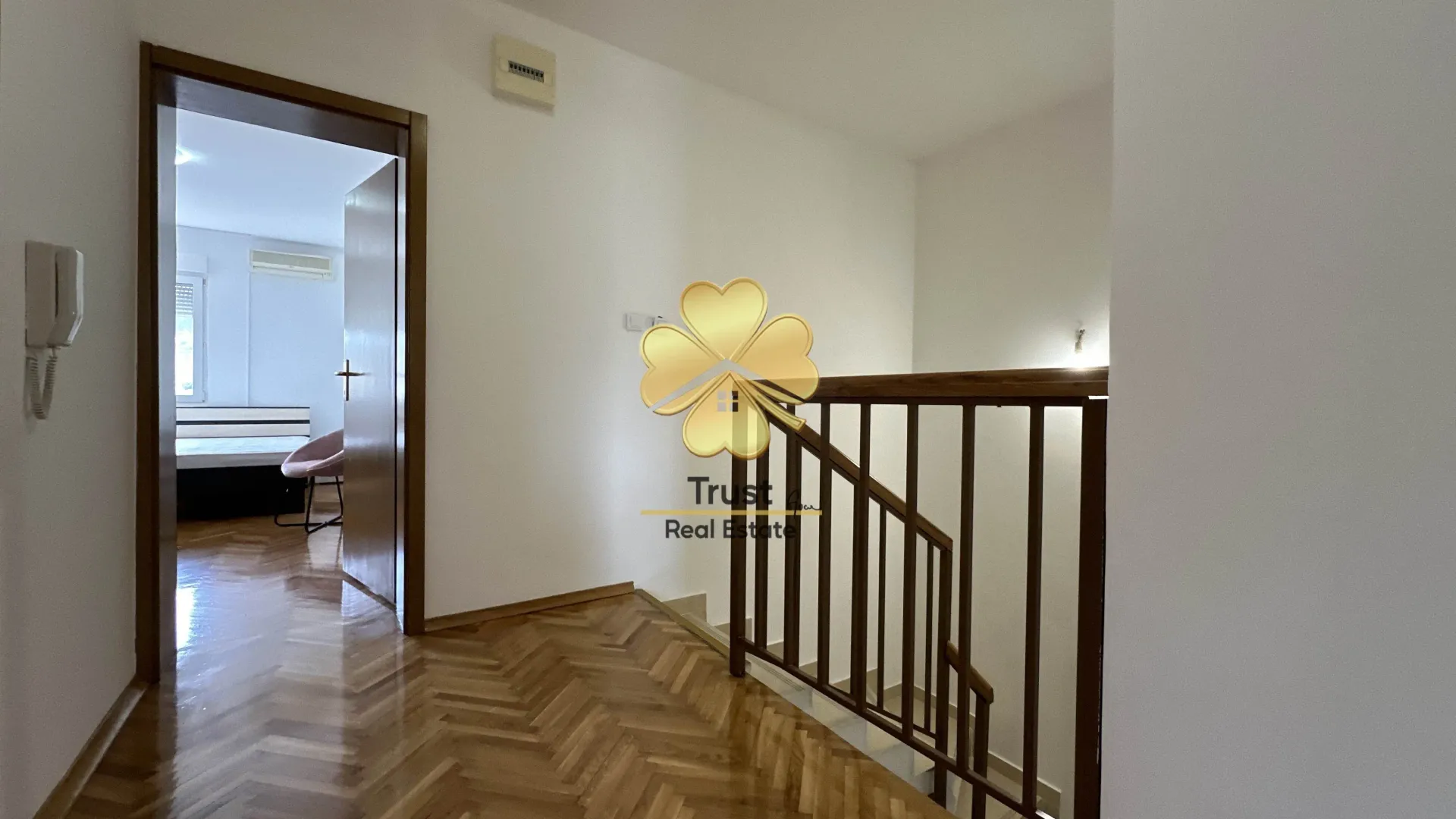 Rent, three bedroom apartment, 126m², City Kej, Podgorica